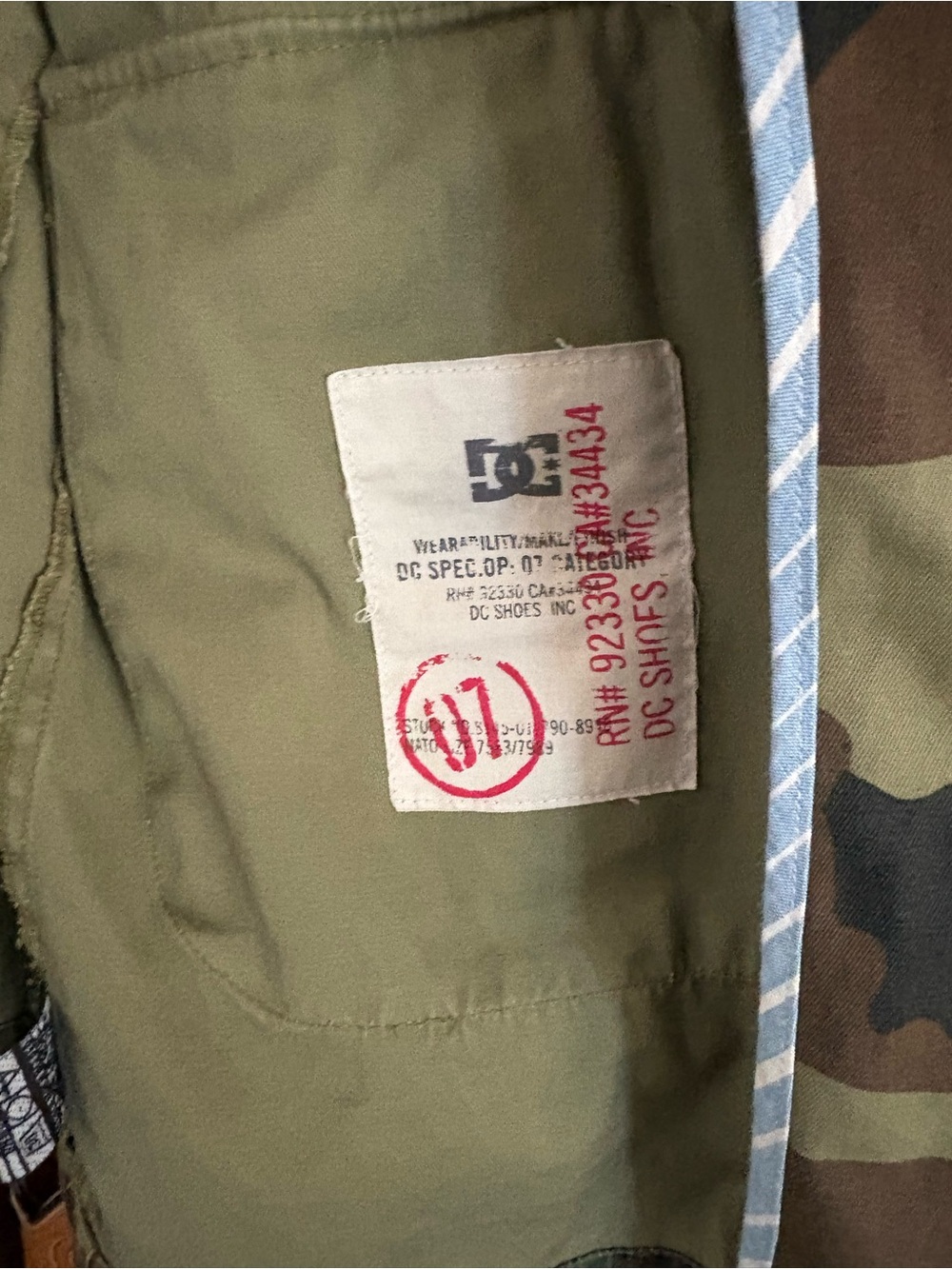 DC Men's Woodland Camo Field Jacket - Green/Brown Size Medium - Picture 10 of 14